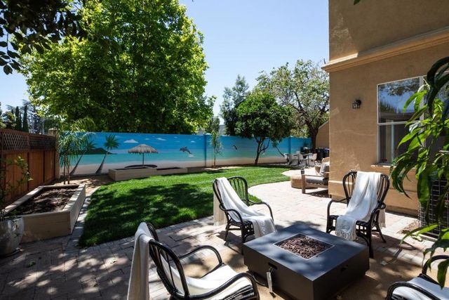 119 Concord Circle, Mountain View, CA 94040