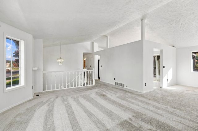 9104 N Farmdale St, Spokane, WA 99208
