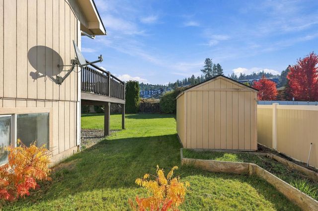 9104 N Farmdale St, Spokane, WA 99208