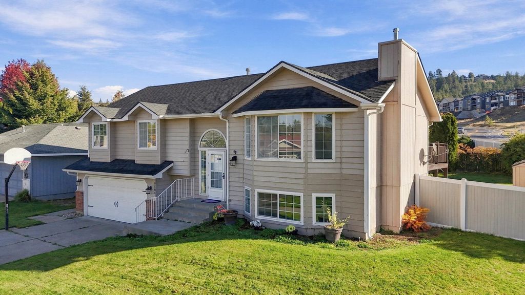 9104 N Farmdale St, Spokane, WA 99208 photo 3