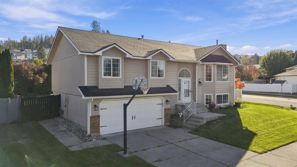 9104 N Farmdale St, Spokane, WA 99208 photo 4