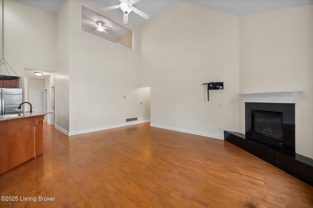 4107 Nicholas Roy Ct, Prospect, KY 40059