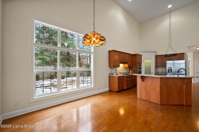 4107 Nicholas Roy Ct, Prospect, KY 40059