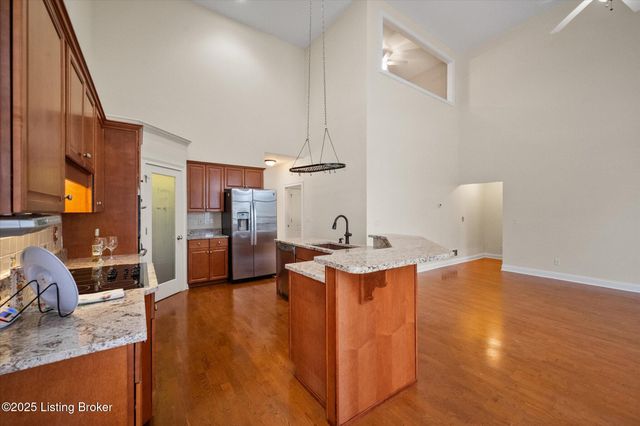 4107 Nicholas Roy Ct, Prospect, KY 40059