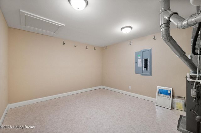 4107 Nicholas Roy Ct, Prospect, KY 40059