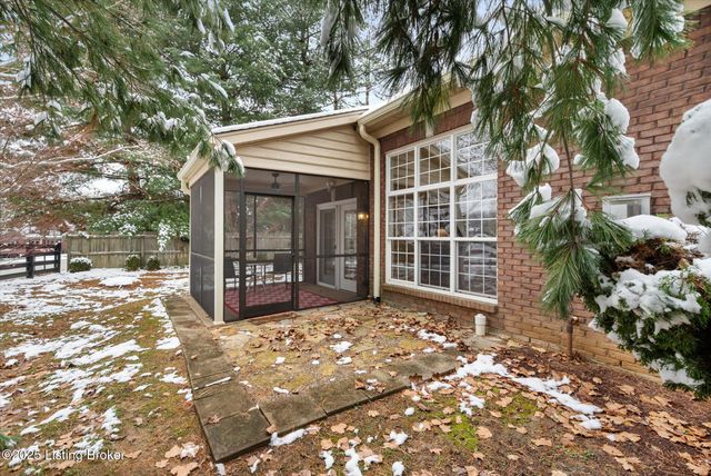 4107 Nicholas Roy Ct, Prospect, KY 40059