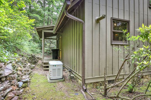 141 Barnes Creek Drive, Ellijay, GA 30540