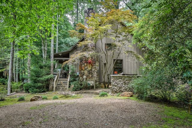 141 Barnes Creek Drive, Ellijay, GA 30540