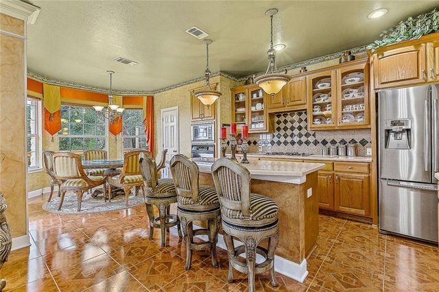 10025 Dianella LN, Austin, TX 78759