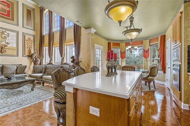 10025 Dianella LN, Austin, TX 78759