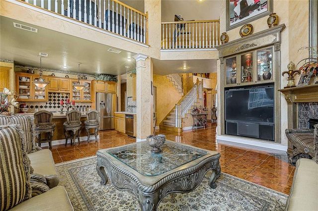 10025 Dianella LN, Austin, TX 78759