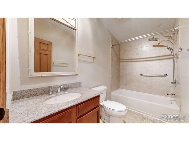 1008 Fairway Ln, Estes Park, CO 80517