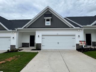 325 Gooding Trail, Greenville, SC 29611