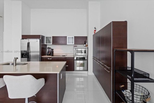 1900 N Bayshore Dr 1016, Miami, FL 33132