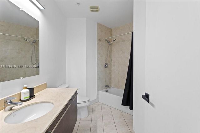 1900 N Bayshore Dr 1016, Miami, FL 33132