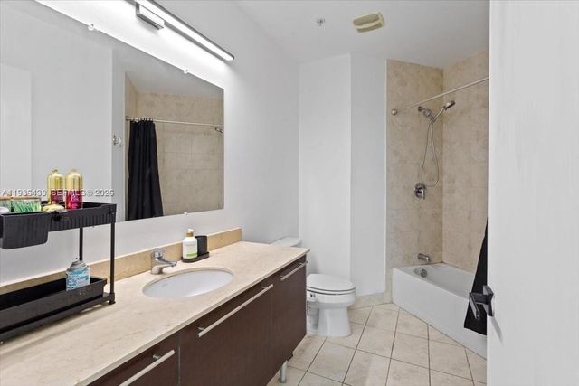 1900 N Bayshore Dr 1016, Miami, FL 33132