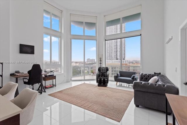 1900 N Bayshore Dr 1016, Miami, FL 33132