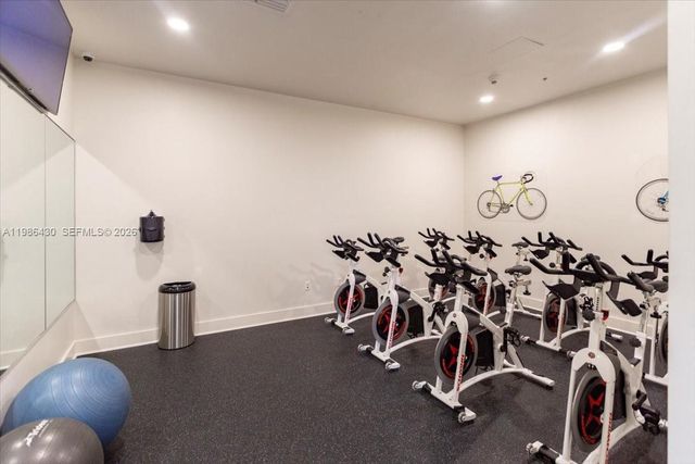 1900 N Bayshore Dr 1016, Miami, FL 33132