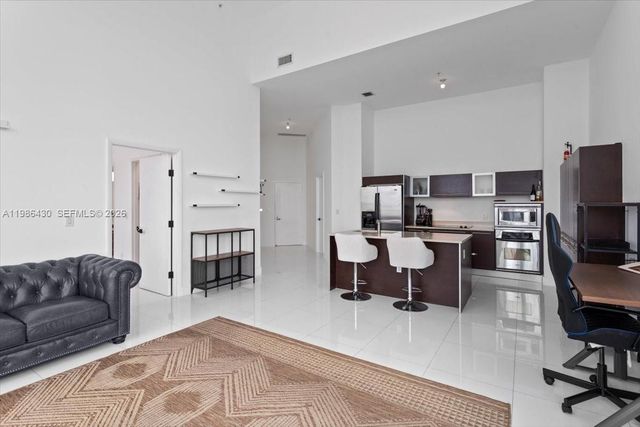 1900 N Bayshore Dr 1016, Miami, FL 33132