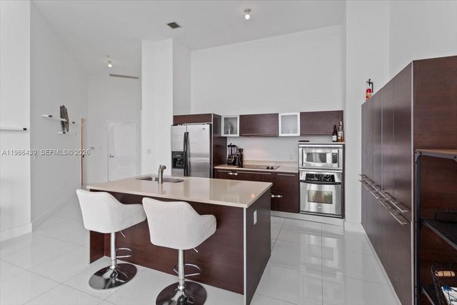 1900 N Bayshore Dr 1016, Miami, FL 33132