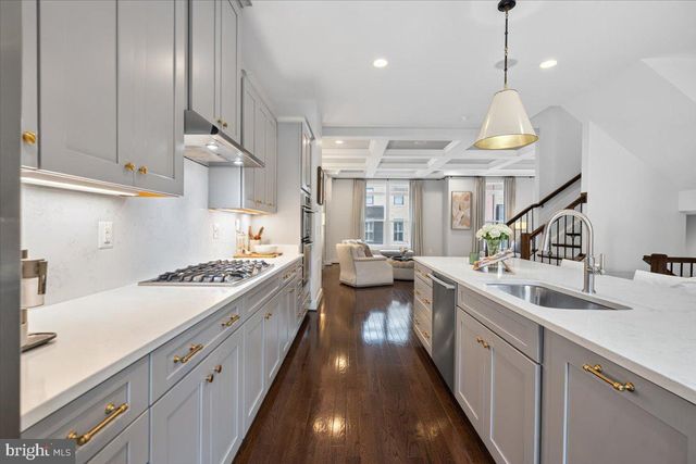 44718 ELLSWORTH TER, Ashburn, VA 20147