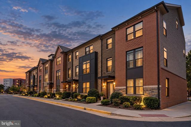 44718 ELLSWORTH TER, Ashburn, VA 20147