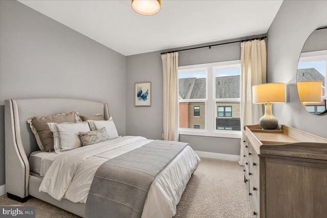 44718 ELLSWORTH TER, Ashburn, VA 20147