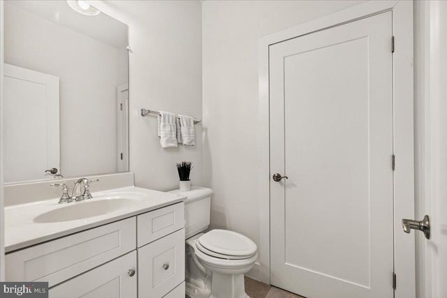 44718 ELLSWORTH TER, Ashburn, VA 20147