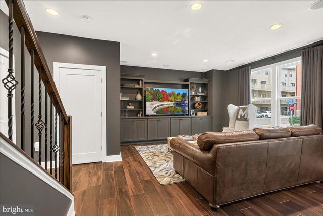44718 ELLSWORTH TER, Ashburn, VA 20147