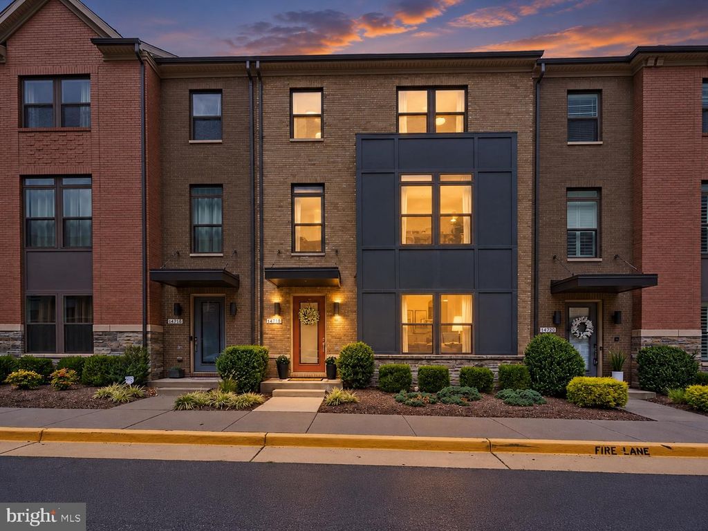 44718 ELLSWORTH TER, Ashburn, VA 20147