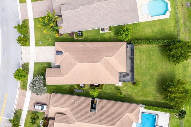 9131 Grand Prix Lane, Boynton Beach, FL 33472