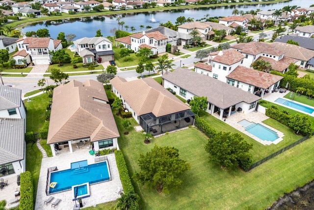 9131 Grand Prix Lane, Boynton Beach, FL 33472
