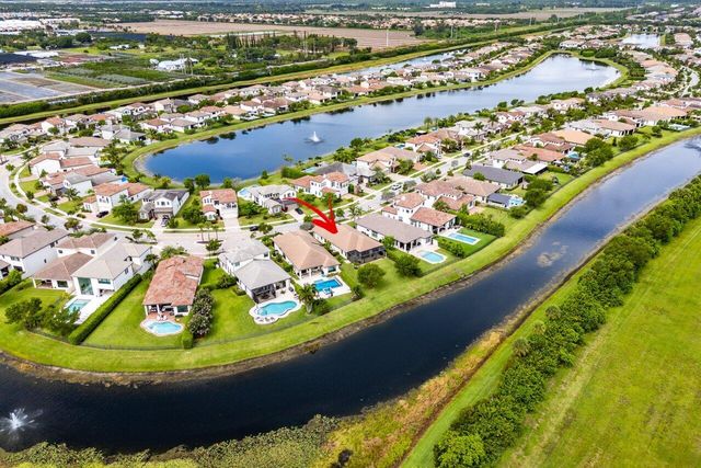 9131 Grand Prix Lane, Boynton Beach, FL 33472