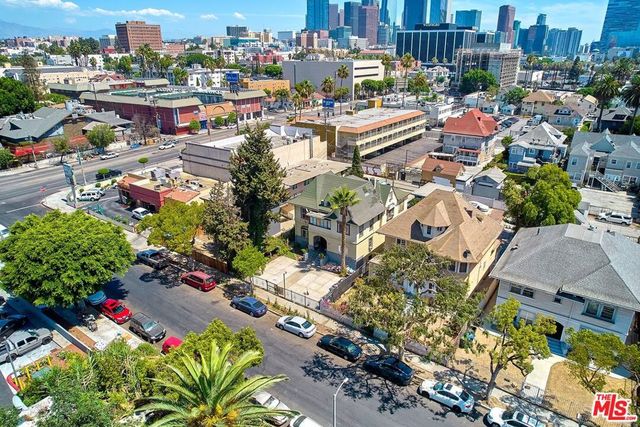 1020 S Westlake Avenue, Los Angeles, CA 90006
