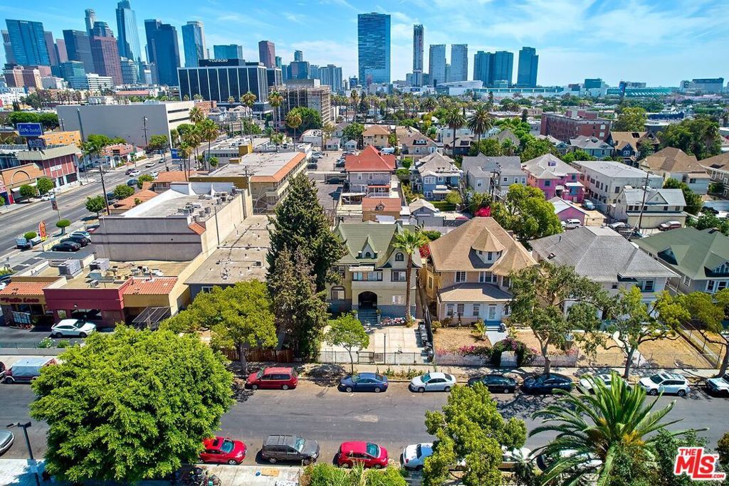 1020 S Westlake Avenue, Los Angeles, CA 90006