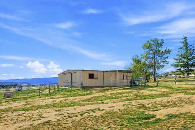 41494 Rolling Hills Drive, Aguanga, CA 92536