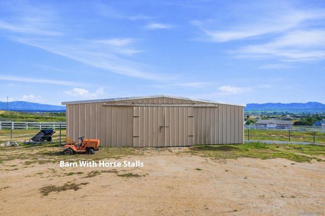 41494 Rolling Hills Drive, Aguanga, CA 92536