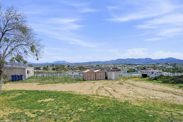 41494 Rolling Hills Drive, Aguanga, CA 92536