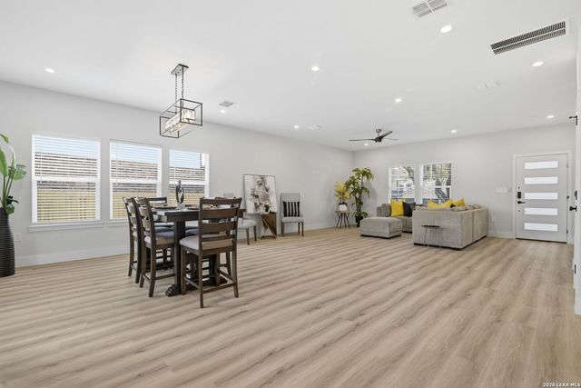 1210 Lynx Bend, San Antonio, TX 78251