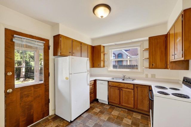17 N 7th Street, Madison, WI 53704