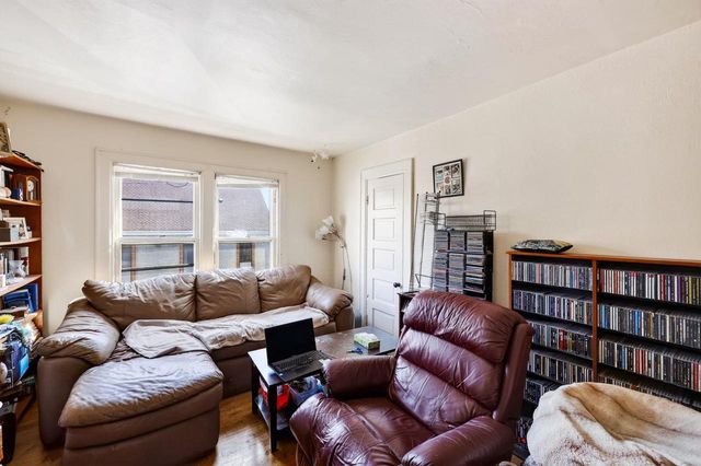 17 N 7th Street, Madison, WI 53704