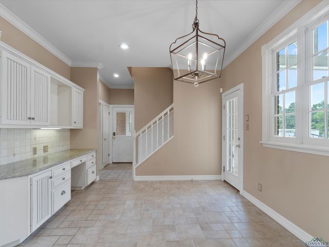 5249 Rosborough Springs Rd, Marshall, TX 75672