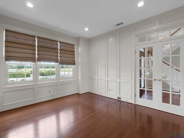 5249 Rosborough Springs Rd, Marshall, TX 75672