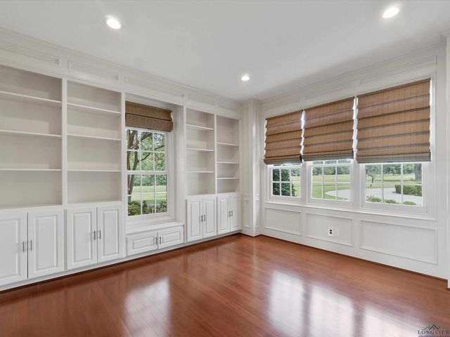 5249 Rosborough Springs Rd, Marshall, TX 75672