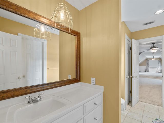 5249 Rosborough Springs Rd, Marshall, TX 75672