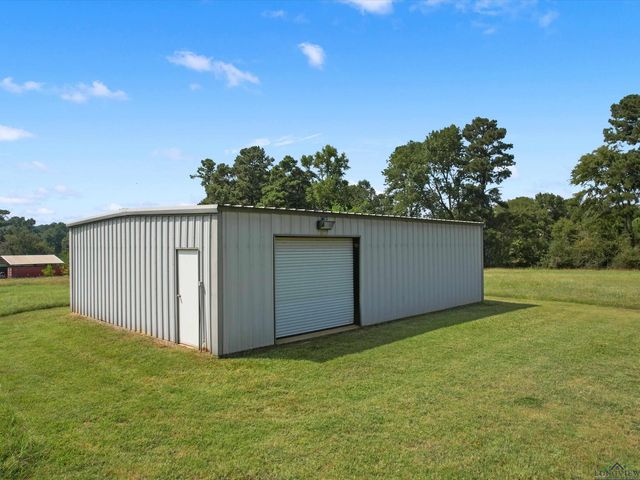 5249 Rosborough Springs Rd, Marshall, TX 75672