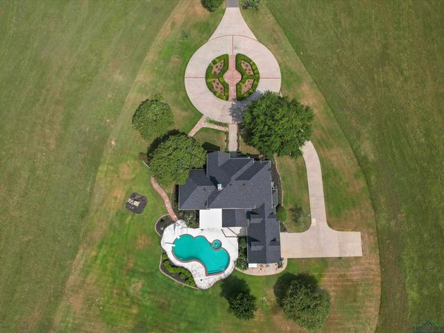 5249 Rosborough Springs Rd, Marshall, TX 75672