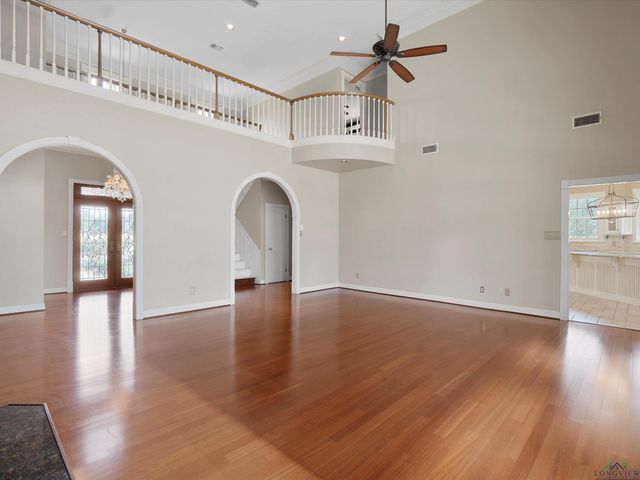 5249 Rosborough Springs Rd, Marshall, TX 75672