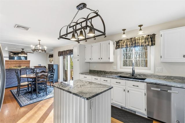 11 Southbury Road, Cumberland, RI 02864