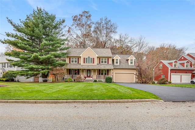 11 Southbury Road, Cumberland, RI 02864